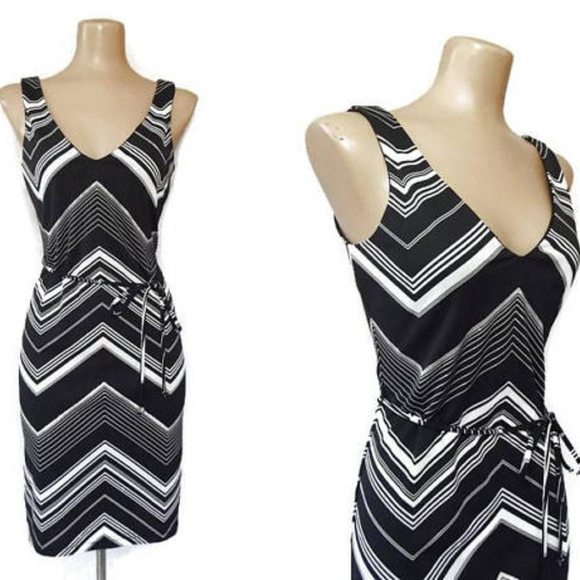 Vintage Dresses & Skirts - Vintage 90s Chevron Shift Dress Black & White XL